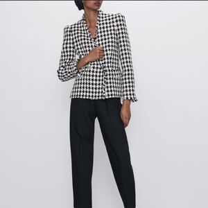 Zara Black High Waisted Straight Leg Pants M